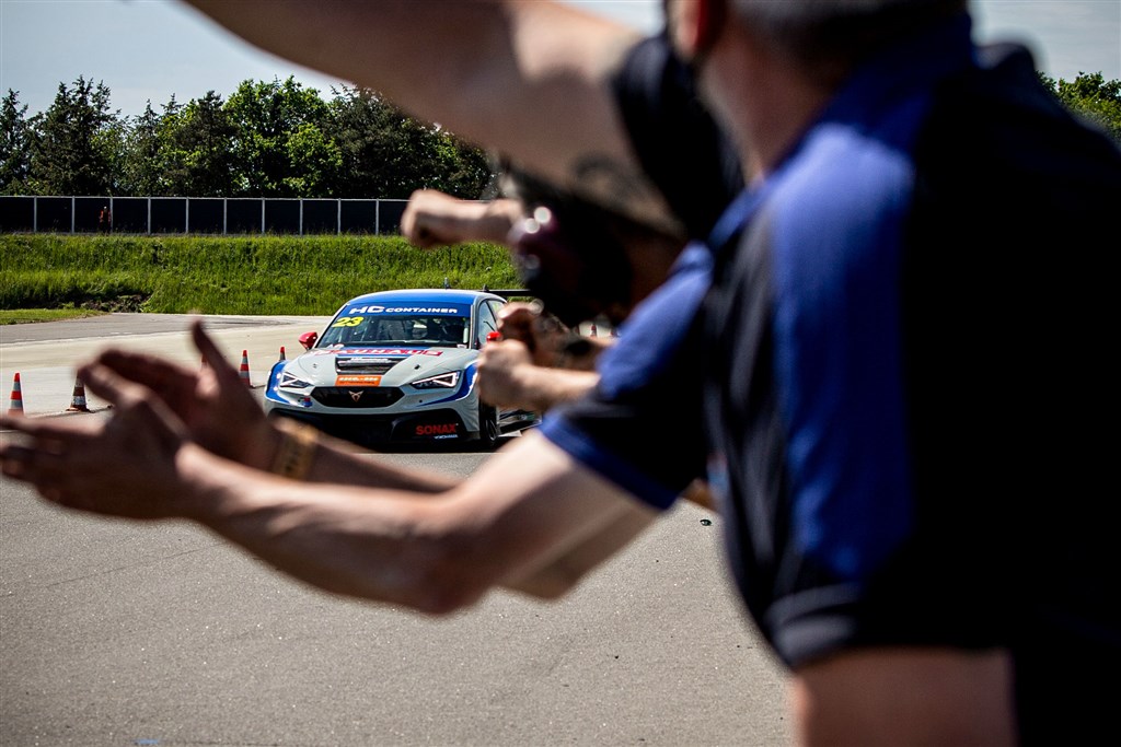 (Foto: LM Racing)
